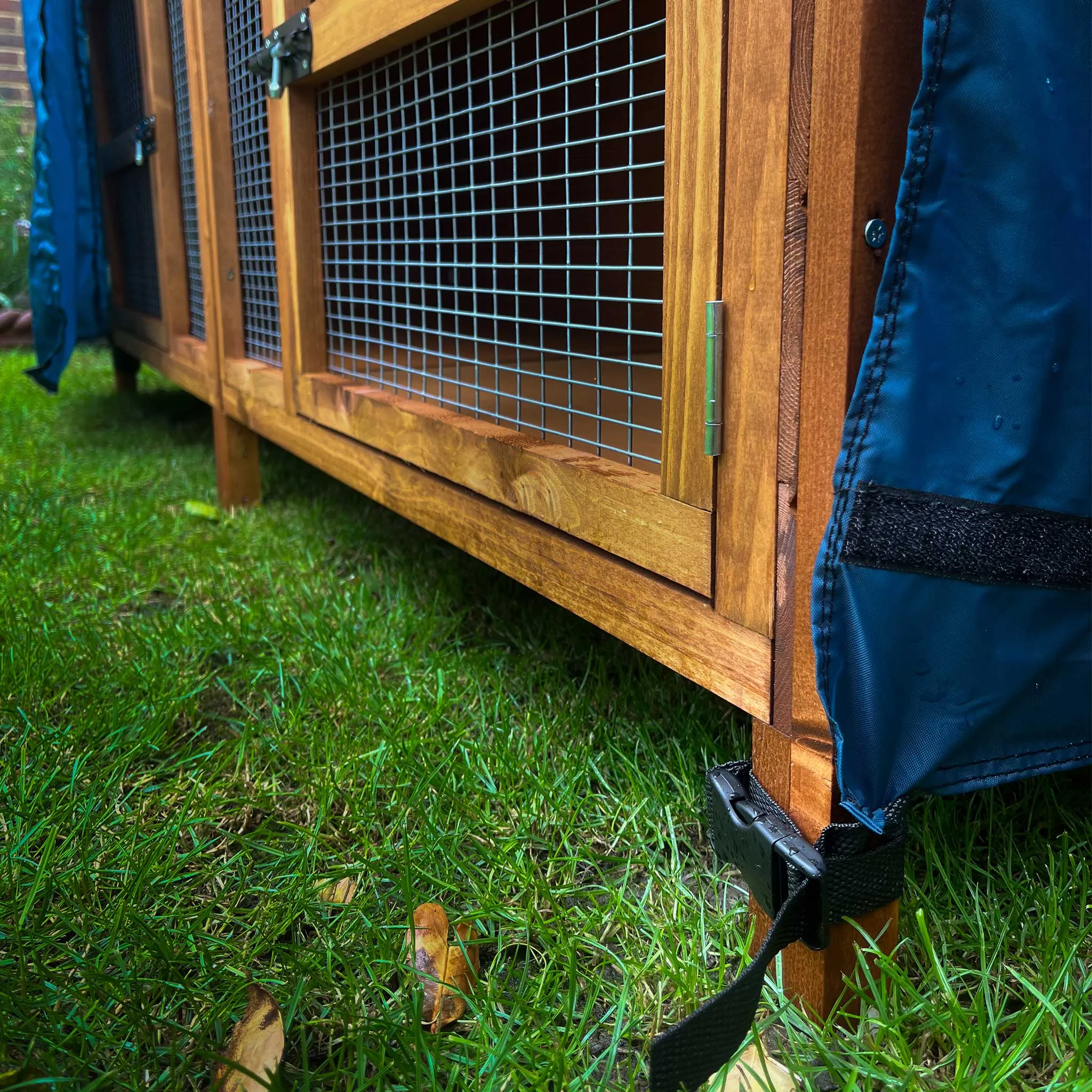 5ft Chartwell Triple Rabbit Hutch Cover | Protect Your Hutch From The Weather With Day Dry™ Rain Covers