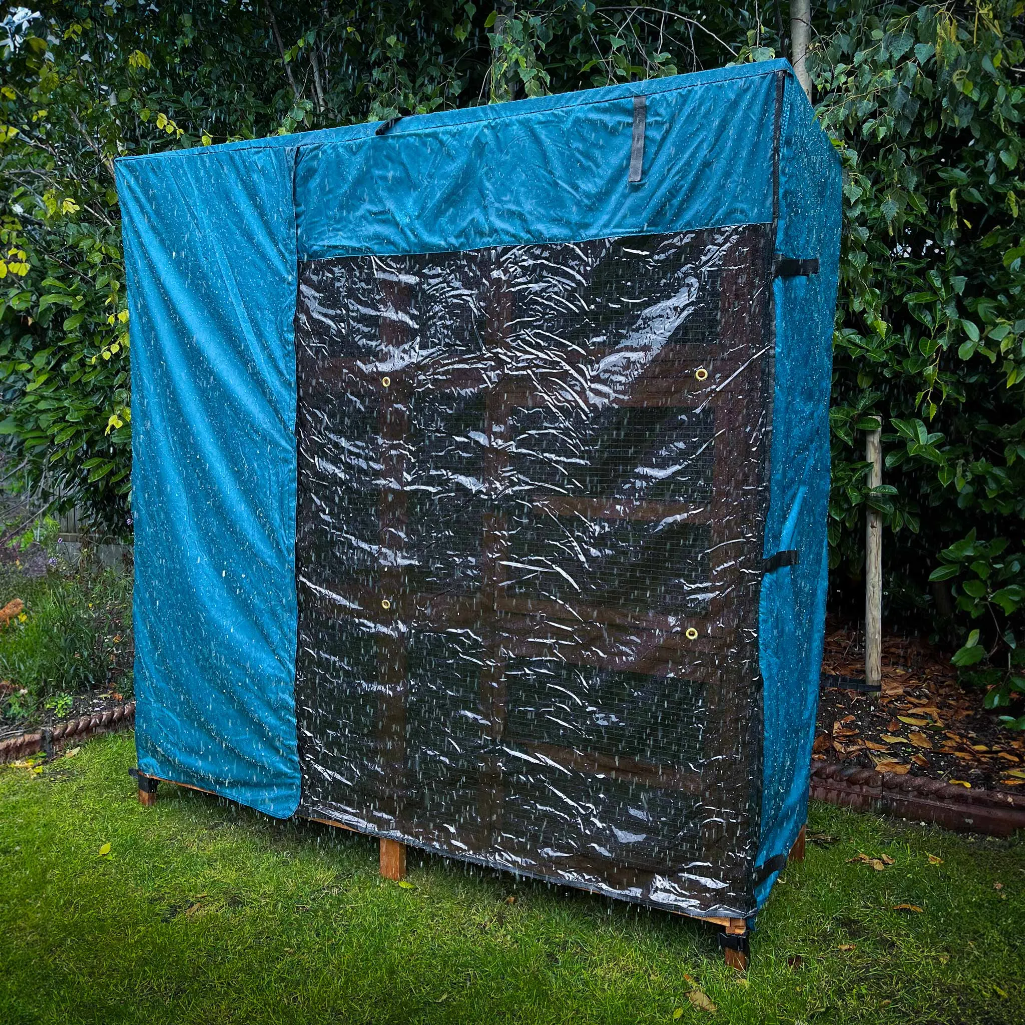 5ft Chartwell Triple Rabbit Hutch Cover | Protect Your Hutch From The Weather With Day Dry™ Rain Covers