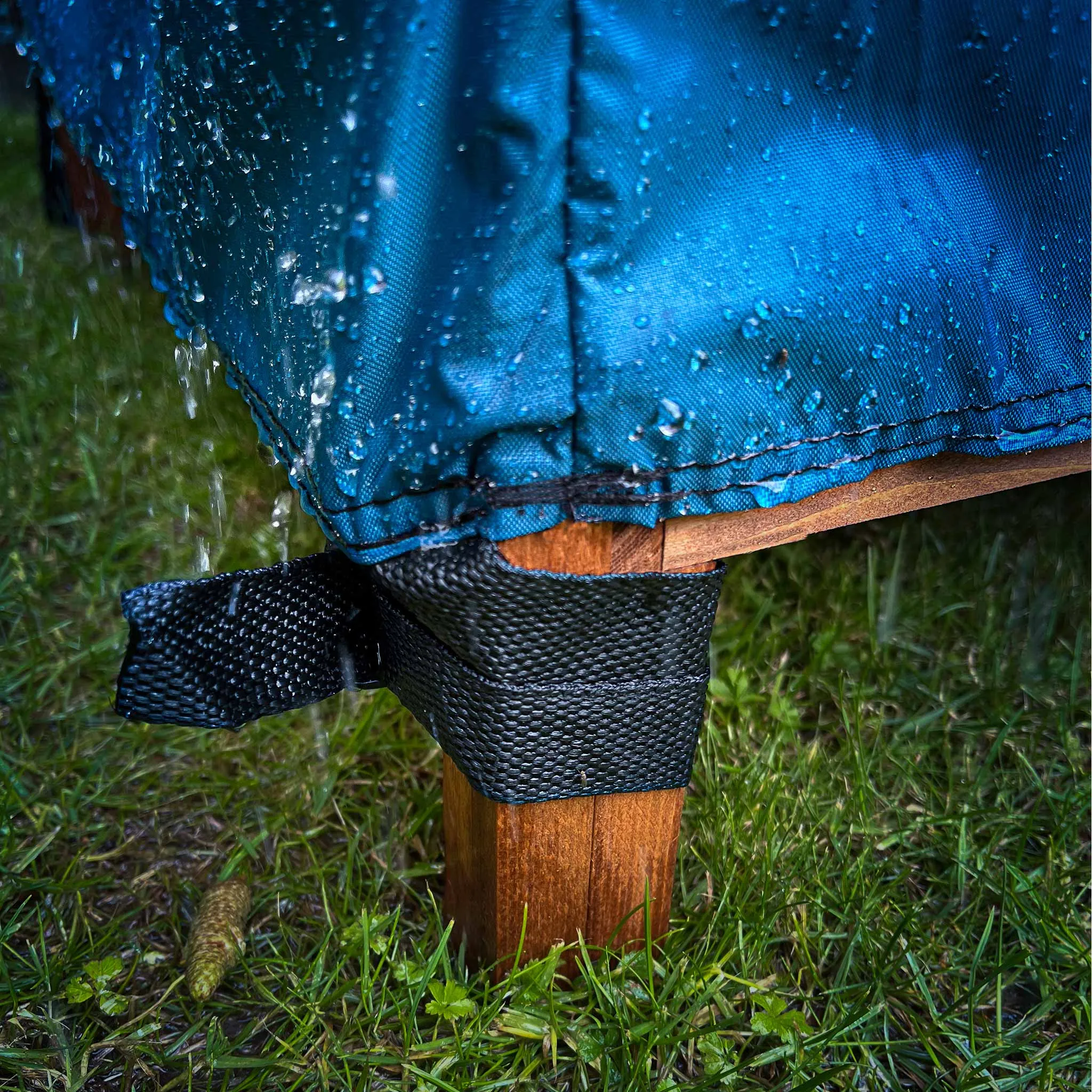 5ft Chartwell Triple Rabbit Hutch Cover | Protect Your Hutch From The Weather With Day Dry™ Rain Covers
