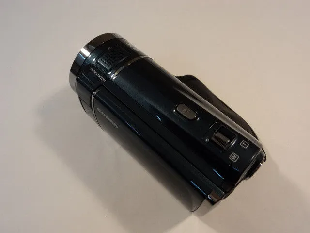 Cobra Digital Video Camera 12MP Camcorder Teal 8X Digital Zoom 3-in LCD DVC5590 -- New