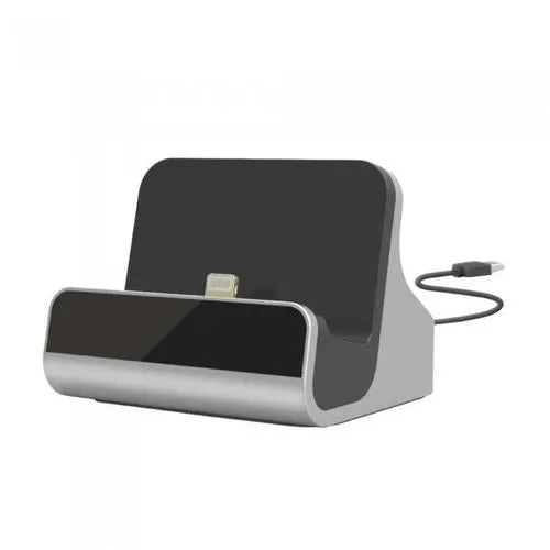 Dock Charger Wi-Fi Camera w/8GB Card - iPhone