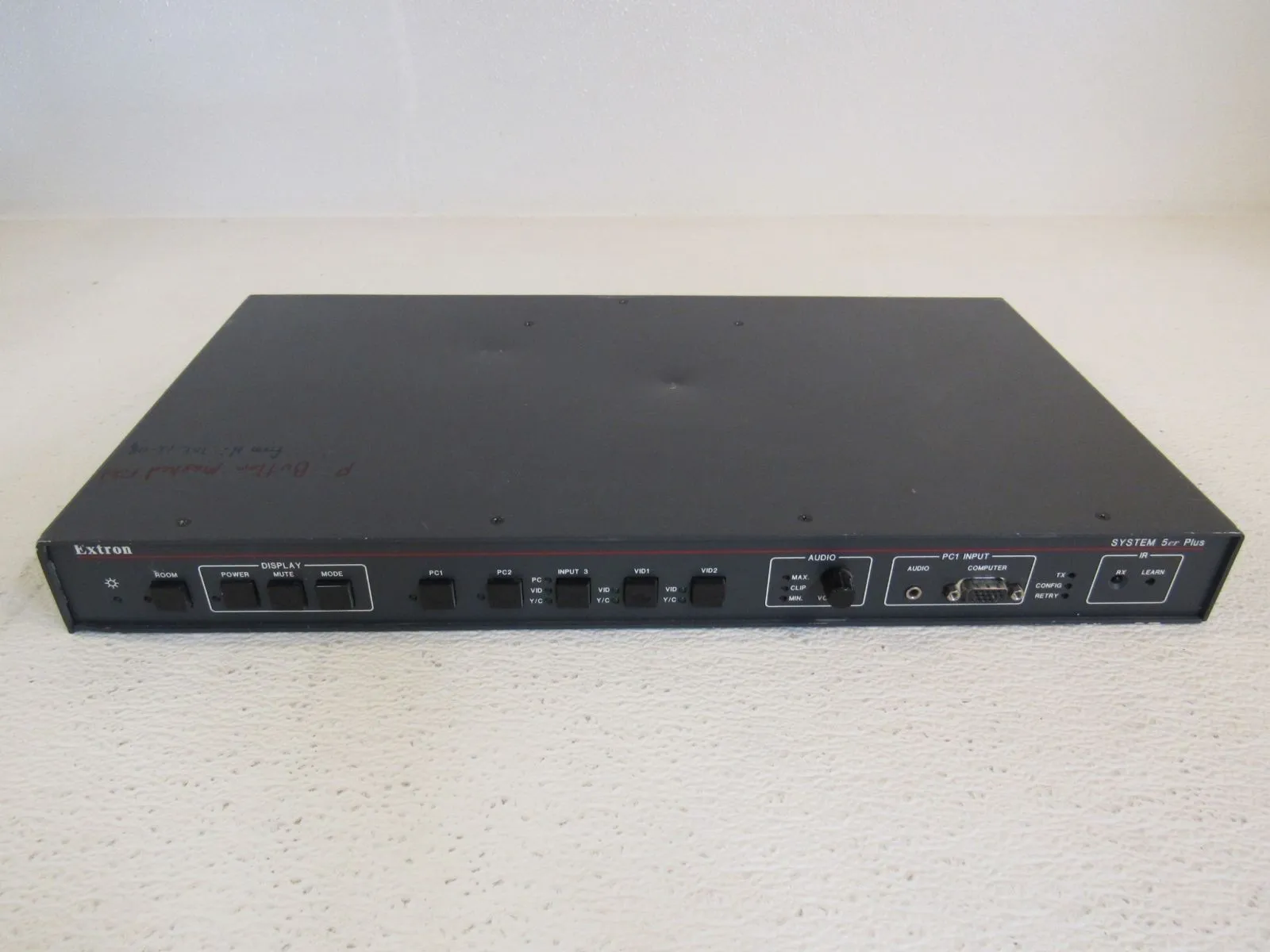 Extron Electronics System 5cr Plus Video And Audio Switcher 33-559-01 A -- Used