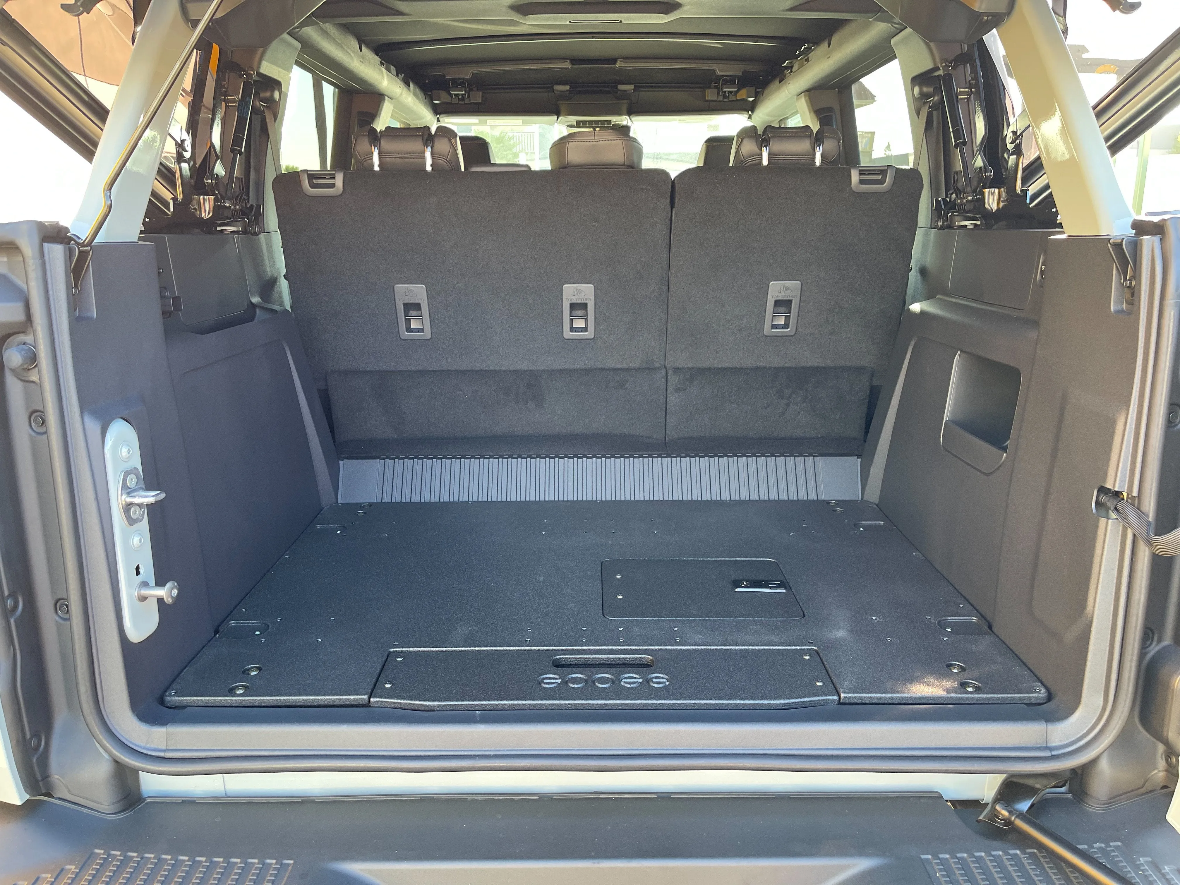 FORD BRONCO 2021-PRESENT 6TH GEN. 4 DOOR REAR PLATE SYSTEM