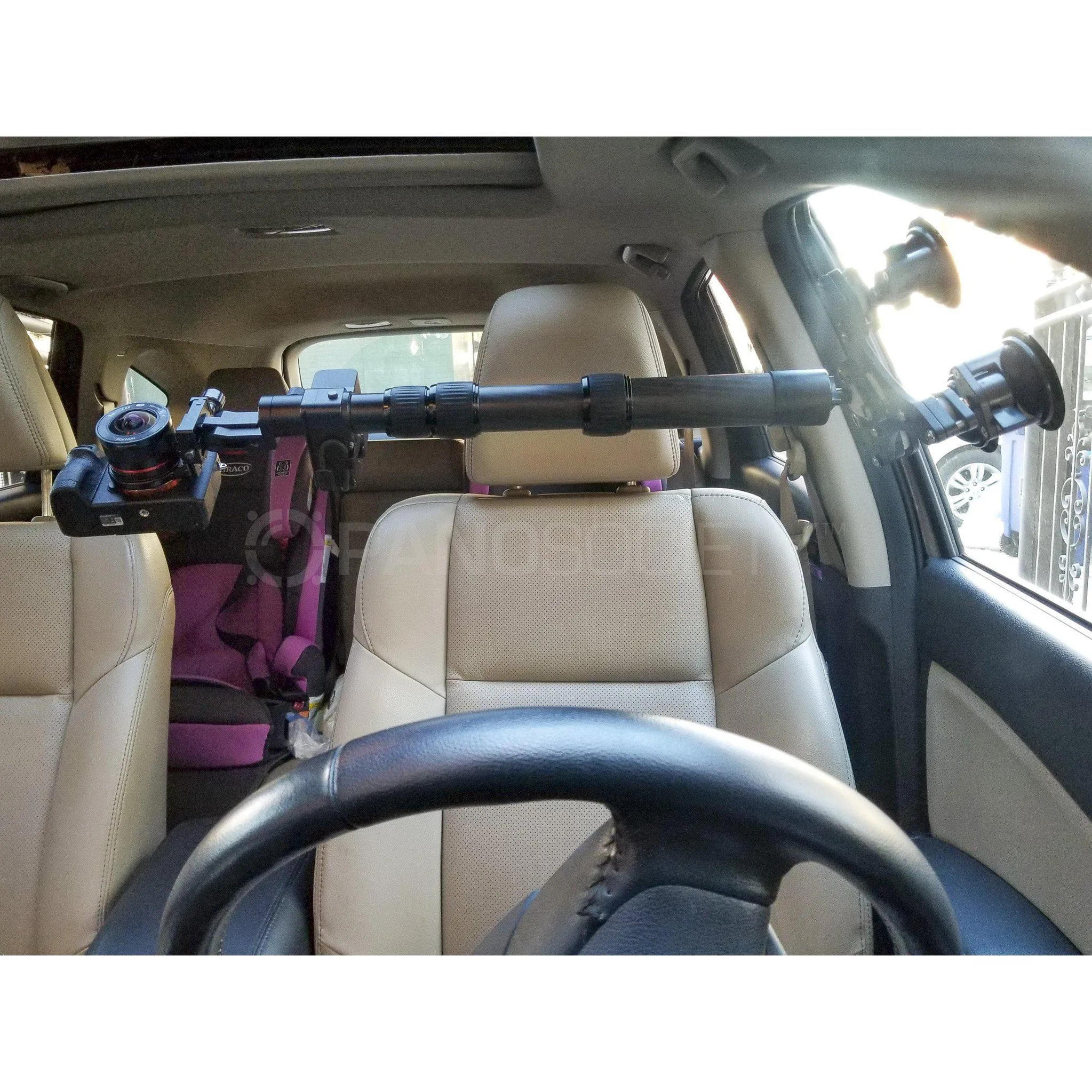 Freedom 360 Swivel Tri-base with Suction Cups