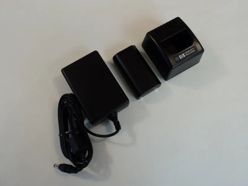 HP Li-Ion Battery Recharger AC Adapter Kit Black Genuine/OEM C8873A -- New