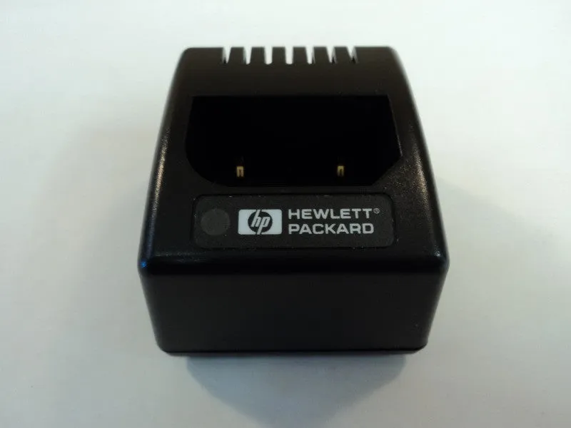 HP Li-Ion Battery Recharger AC Adapter Kit Black Genuine/OEM C8873A -- New