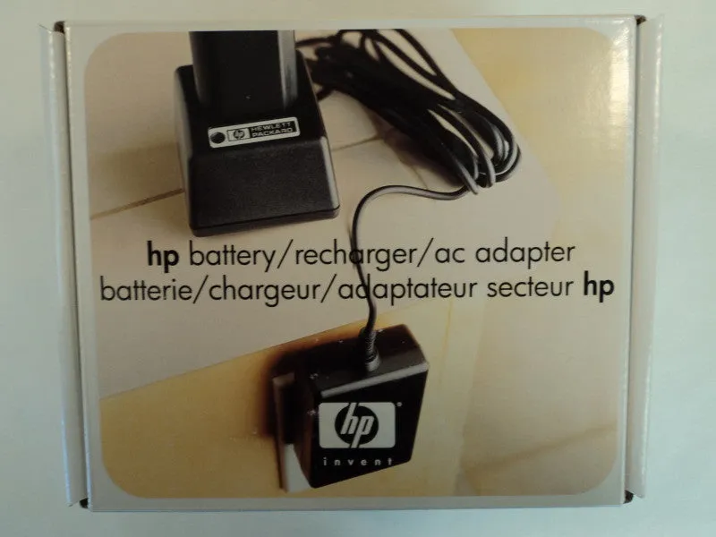 HP Li-Ion Battery Recharger AC Adapter Kit Black Genuine/OEM C8873A -- New