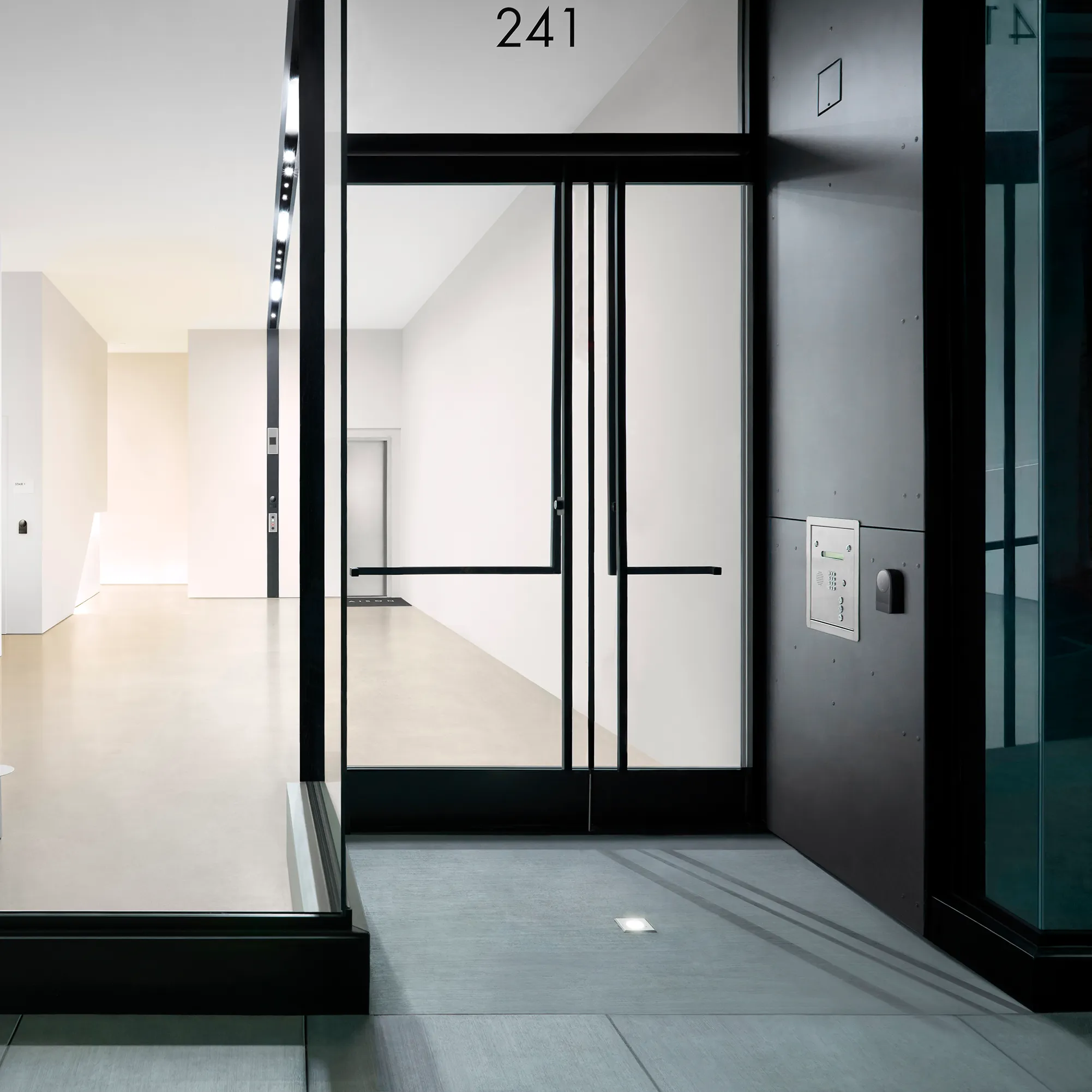 Latch R2 Bundle with Retrofit Kit