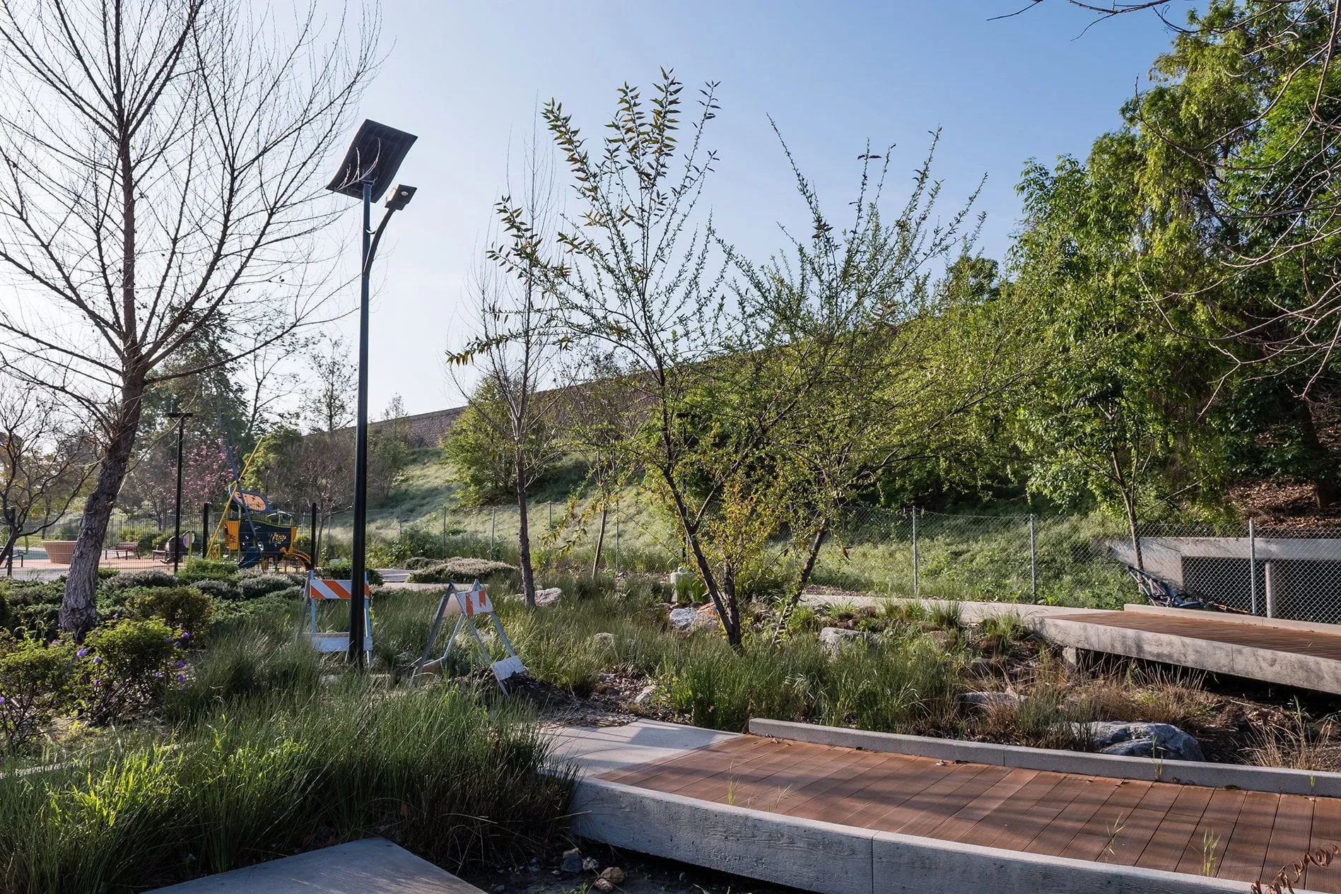 ST-Series Solar Street Lights