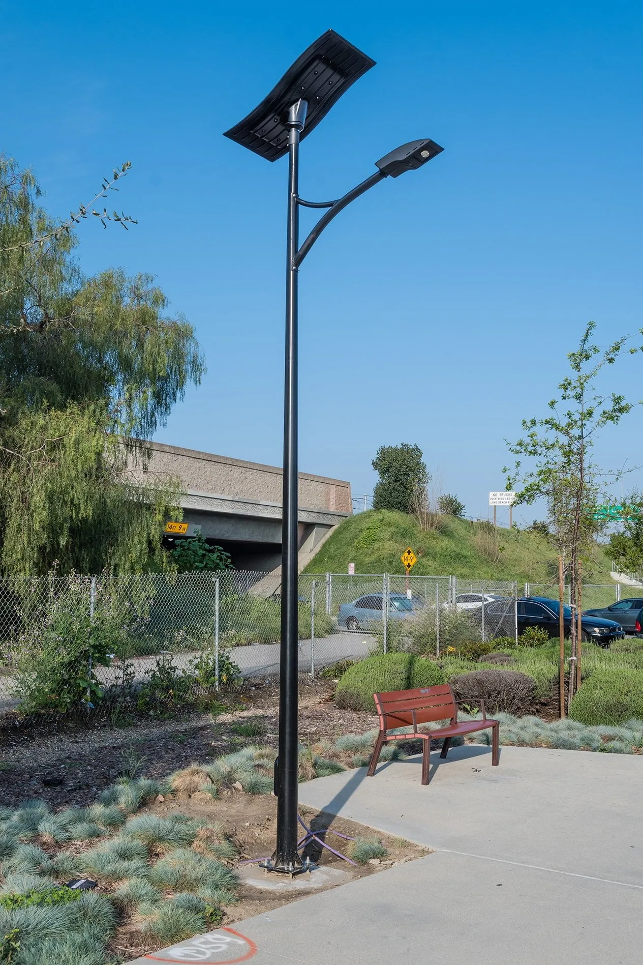 ST-Series Solar Street Lights