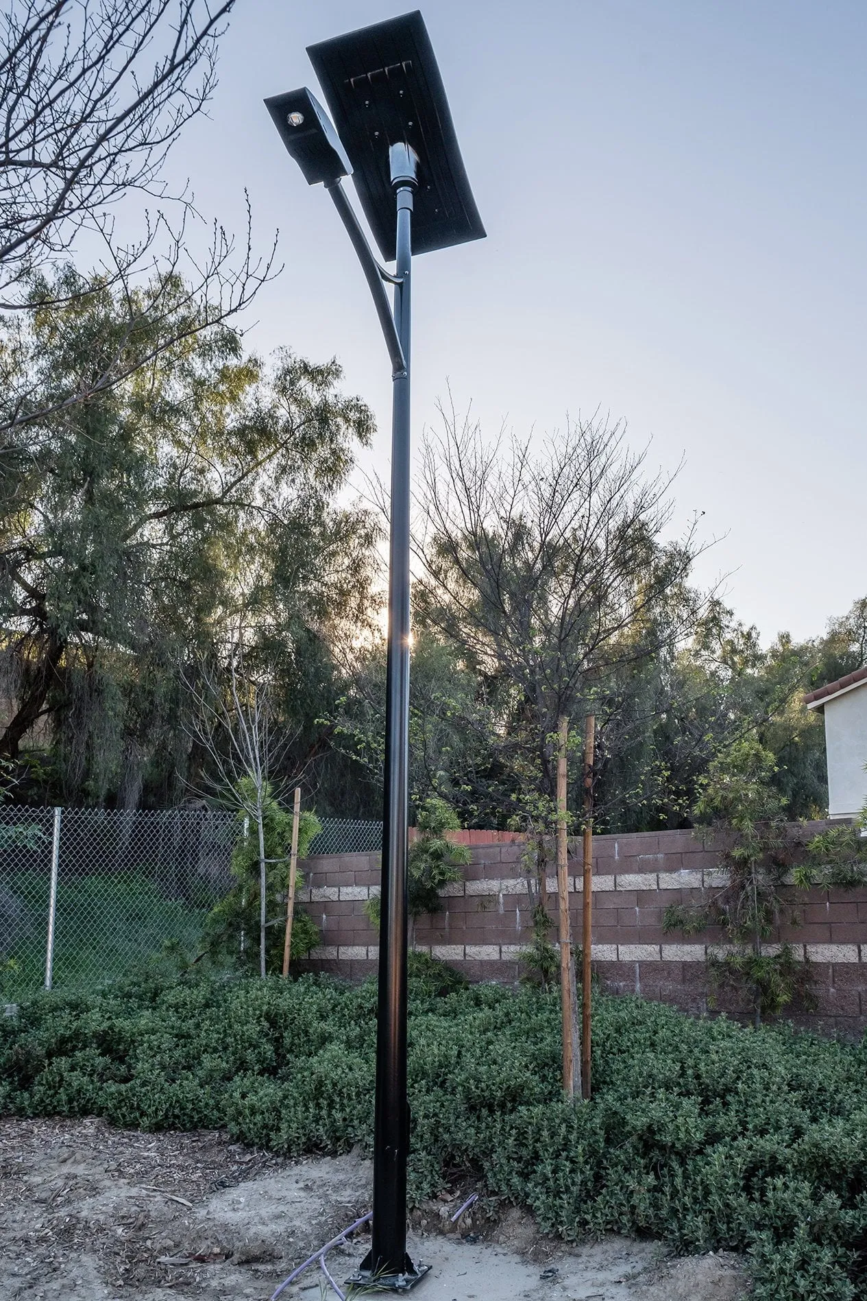 ST-Series Solar Street Lights
