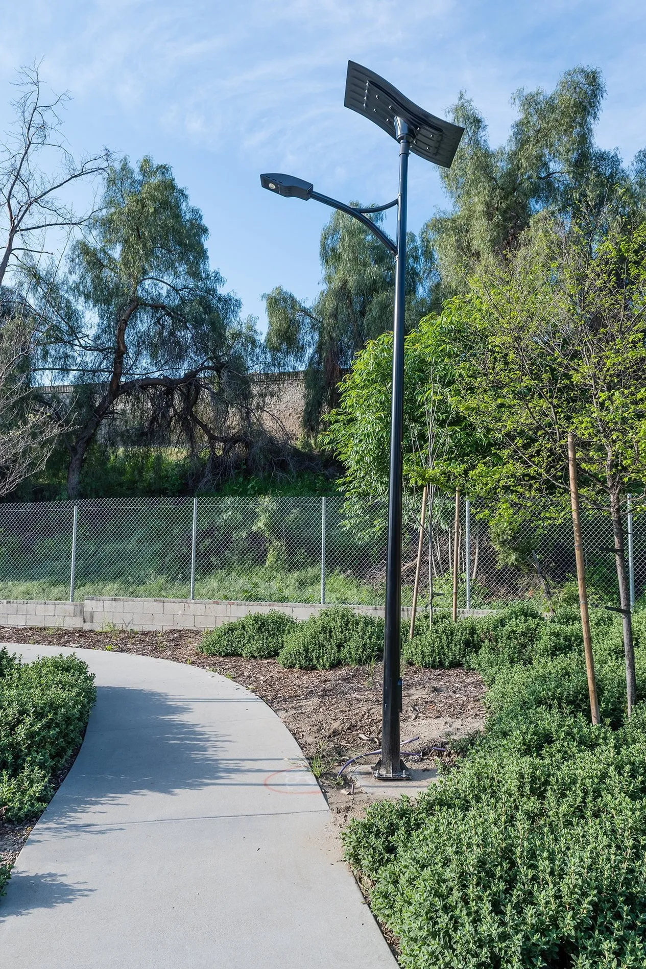 ST-Series Solar Street Lights