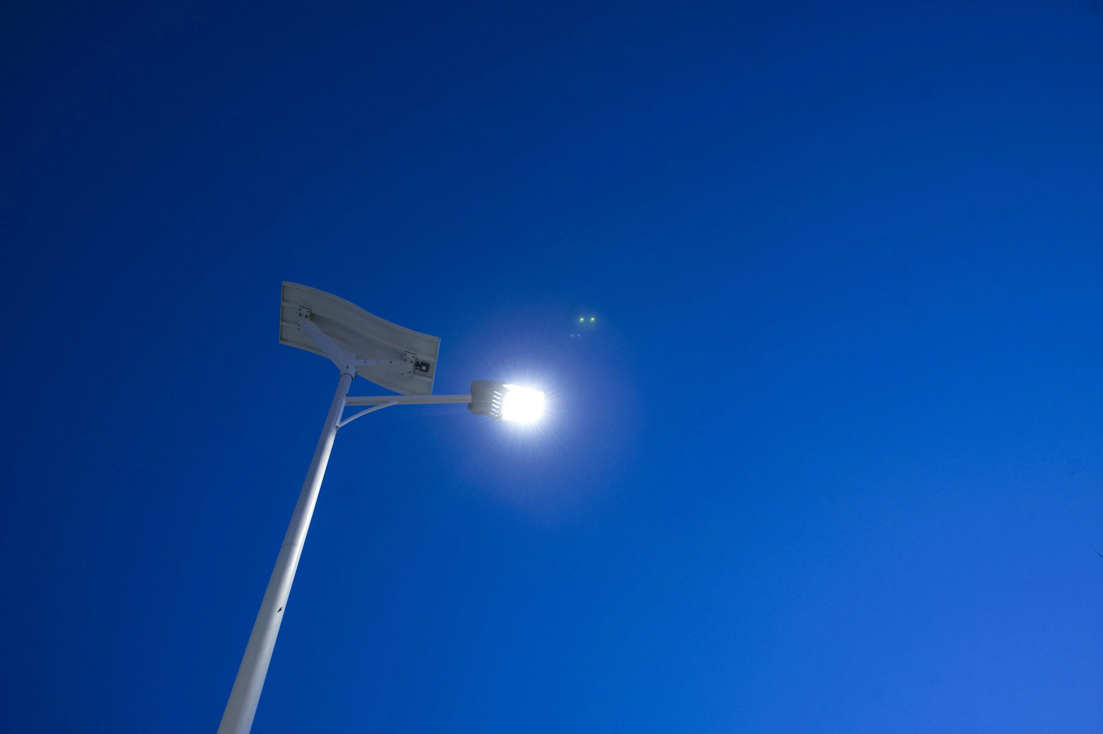 ST-Series Solar Street Lights