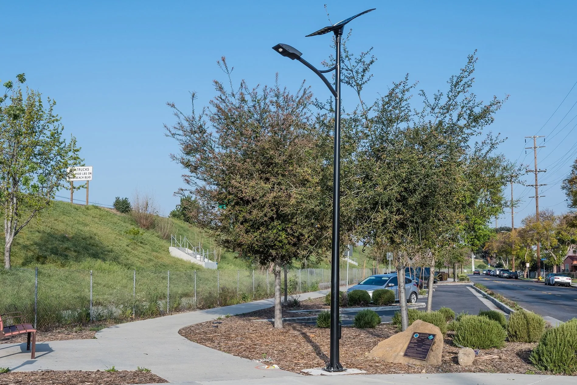 ST-Series Solar Street Lights