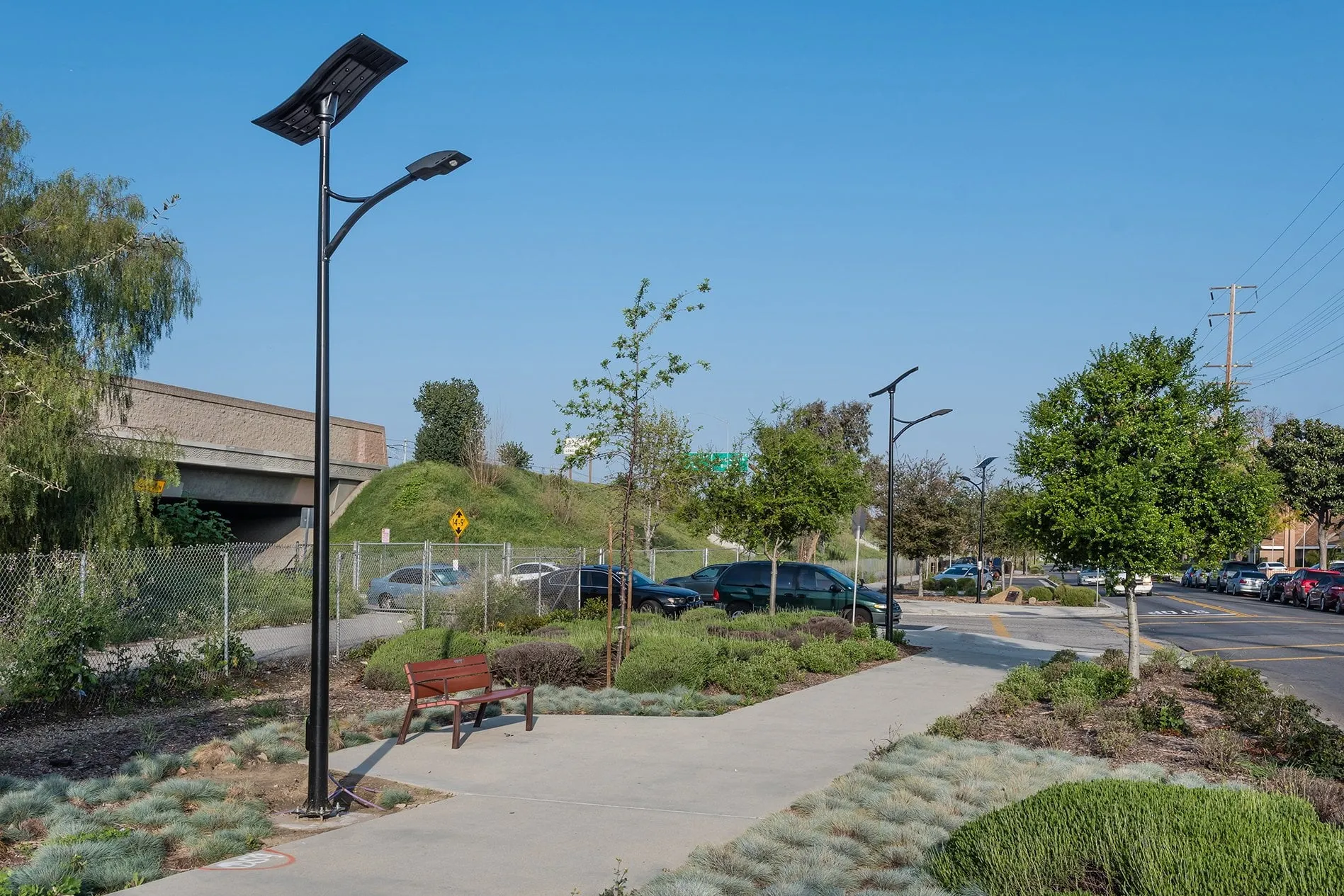 ST-Series Solar Street Lights