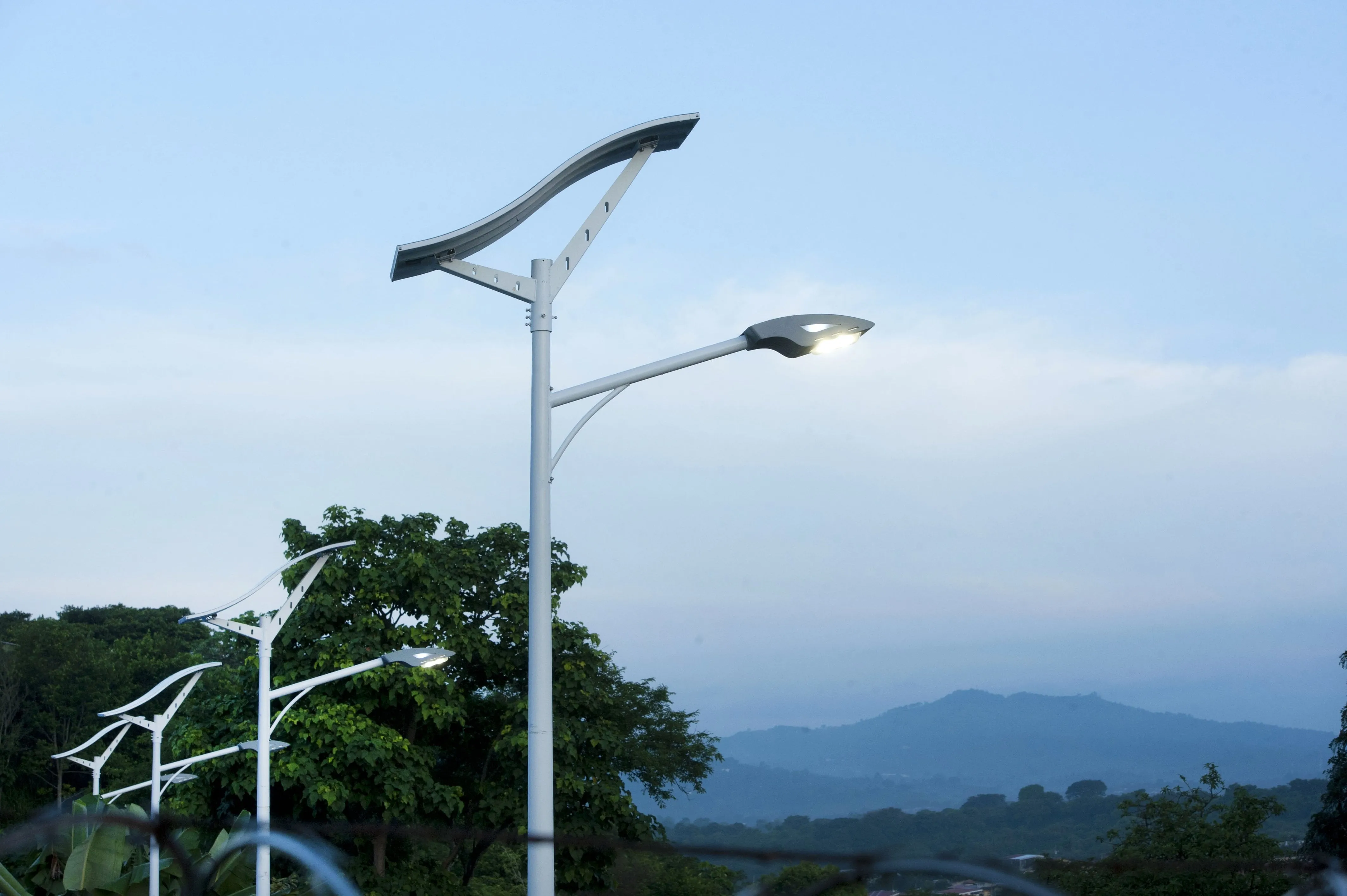 ST-Series Solar Street Lights