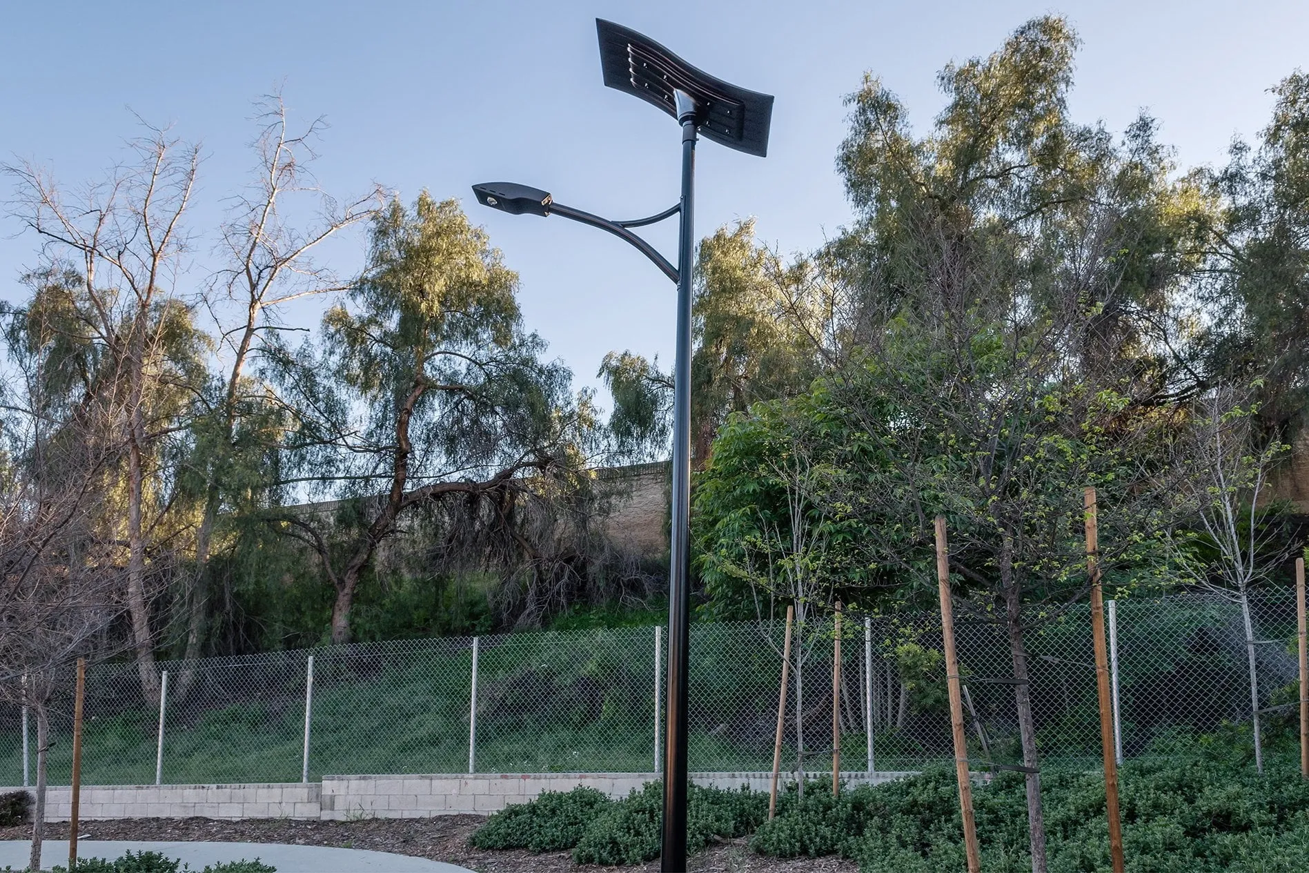 ST-Series Solar Street Lights