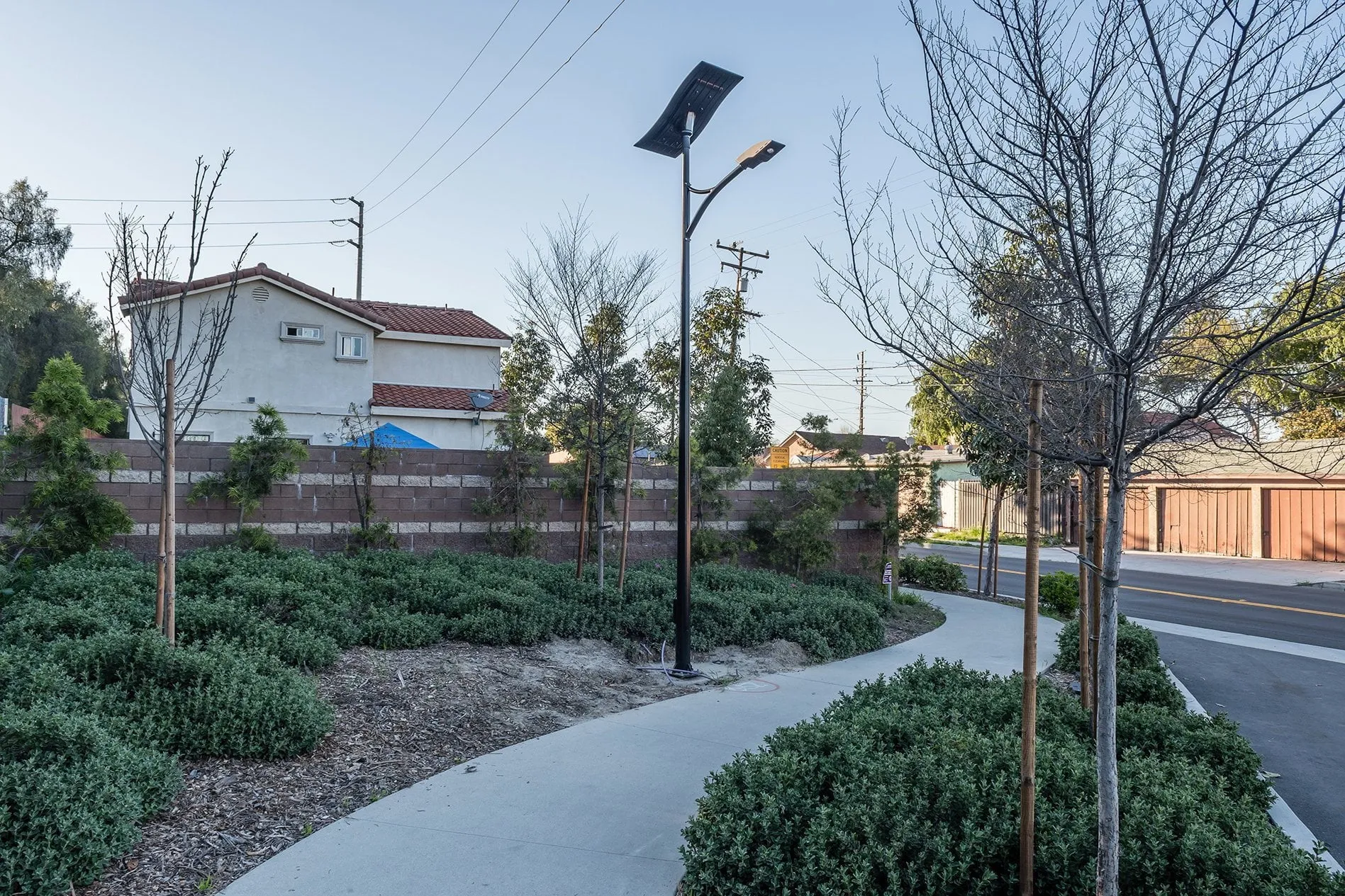 ST-Series Solar Street Lights