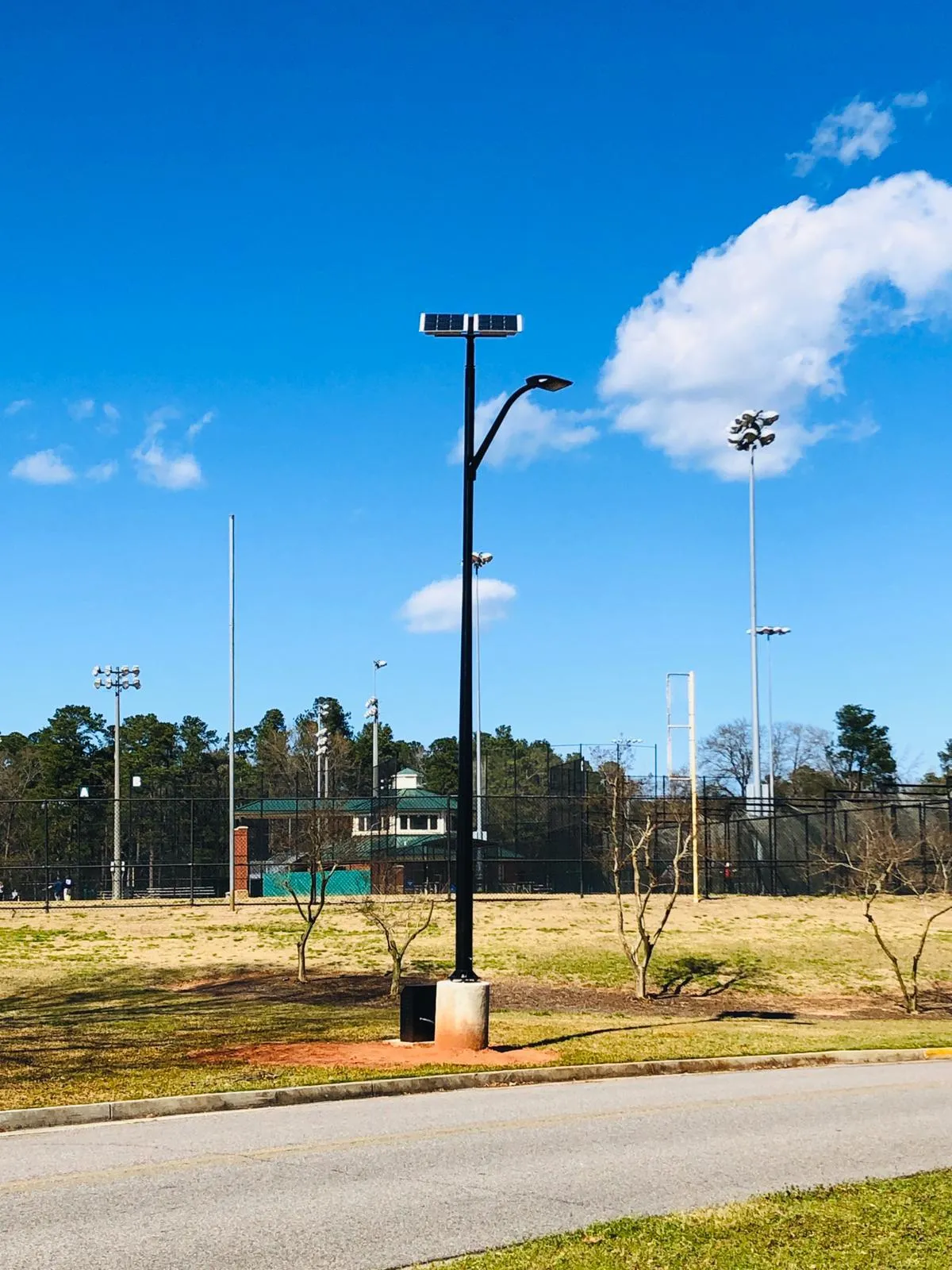 ST-Series Solar Street Lights